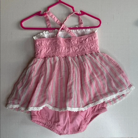 Well Dressed Wolf Pink Striped Bubble - Picture 3 of 3